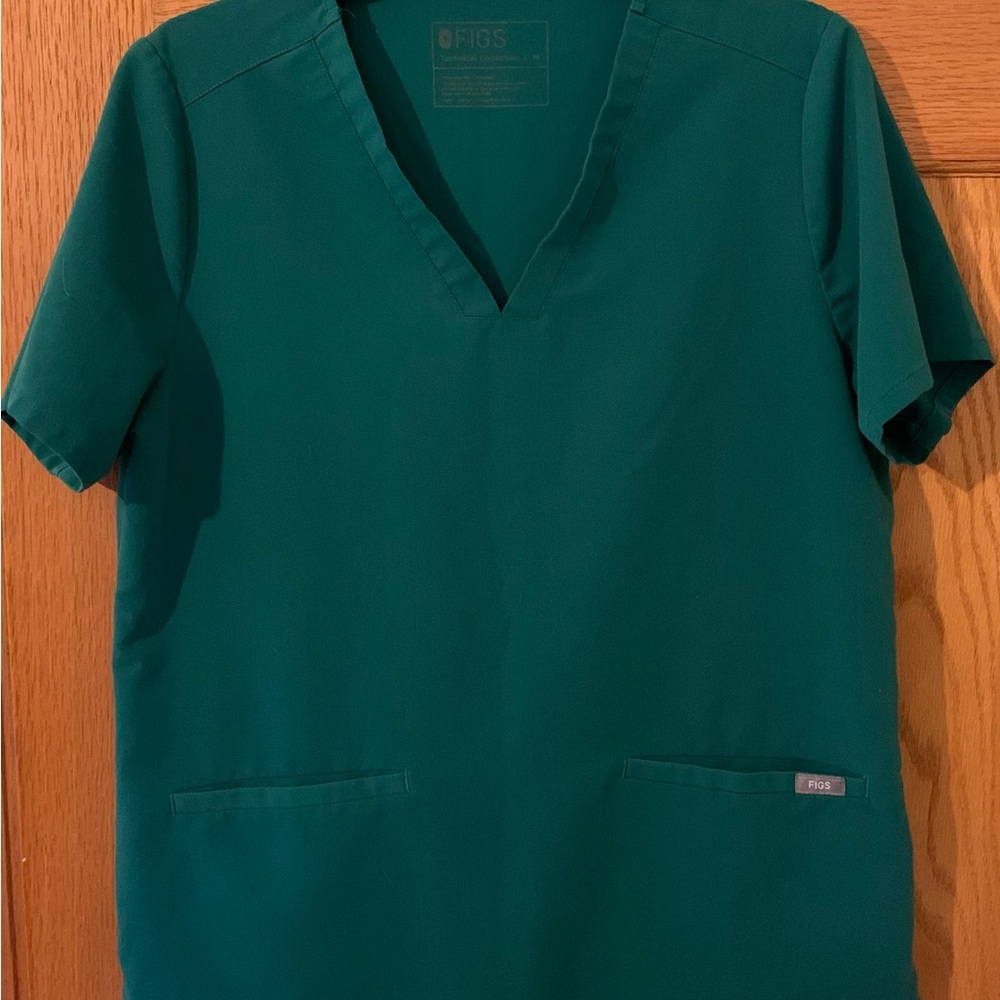 FIGS Green Scrub Top